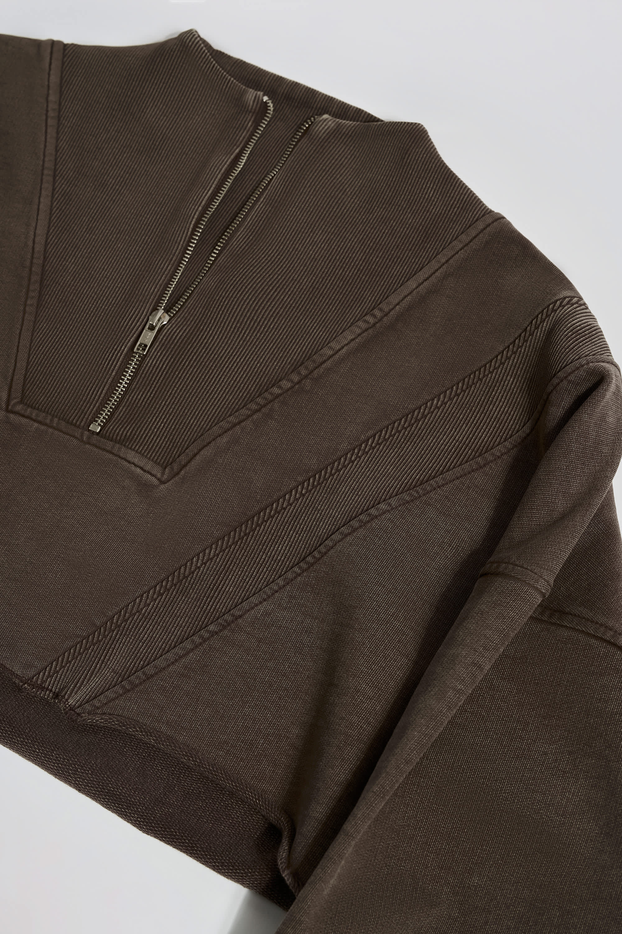 Cotton Jersey Acid Wash Cropped Sweatshirt in Brown - Image 4