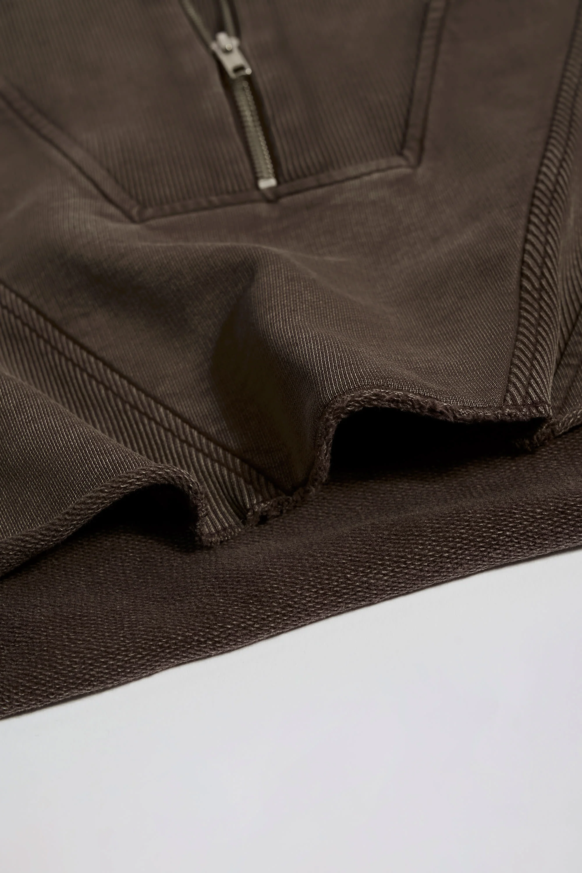 Cotton Jersey Acid Wash Cropped Sweatshirt in Brown - Image 7