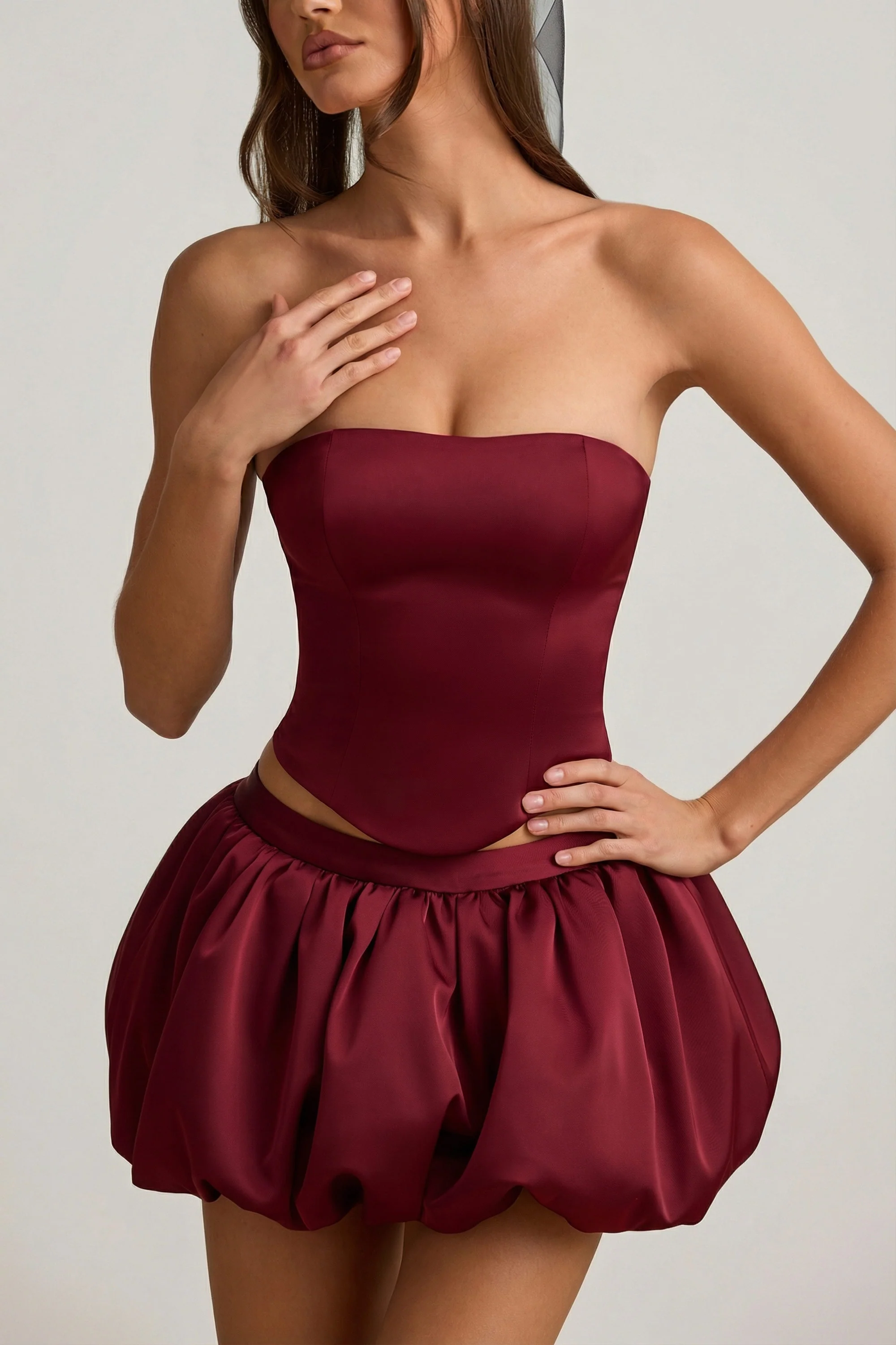 Bubble Hem Mid-Rise Mini Skirt in Wine Red - Image 5