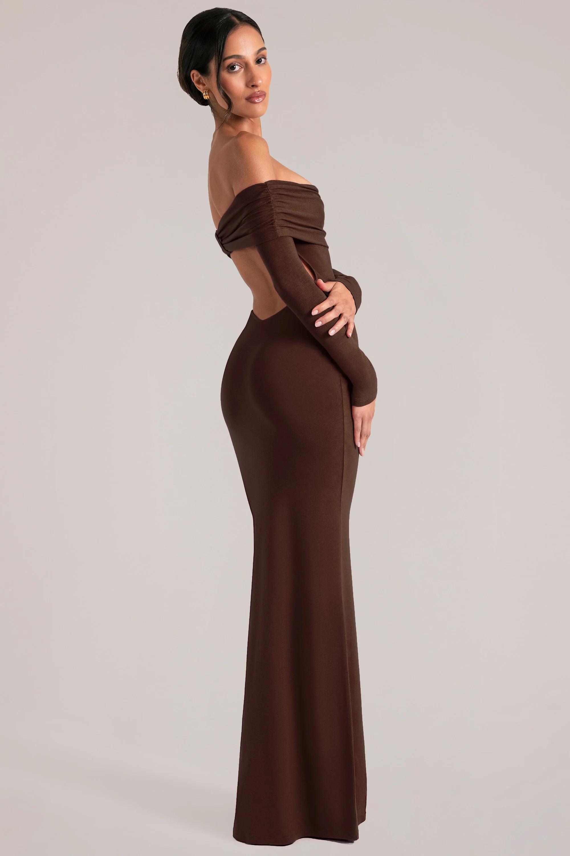 Off-Shoulder Long-Sleeve Maxi Dress in Chocolate Brown - Image 7