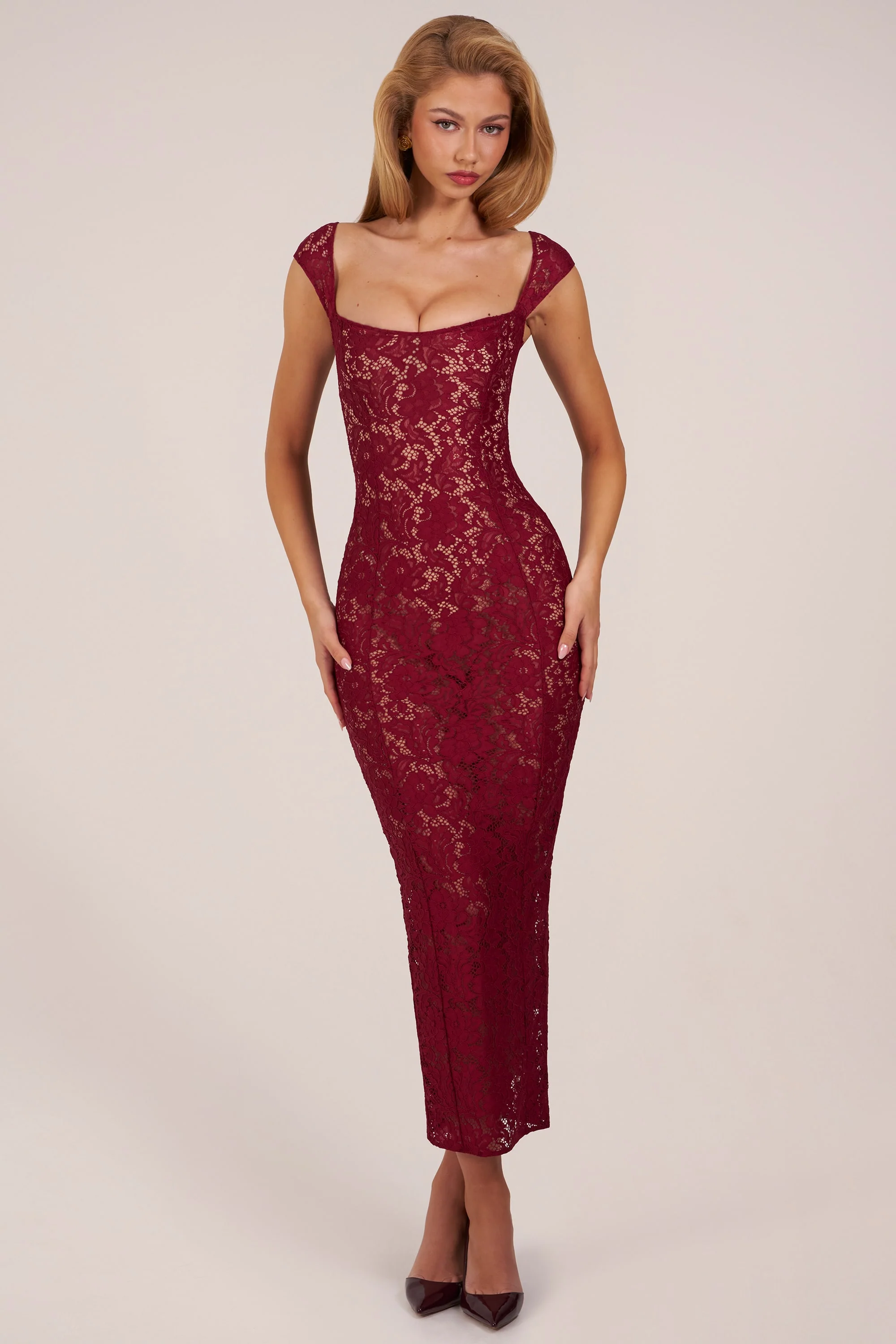 Sweetheart-Neck Maxi Dress in Wine - Image 7