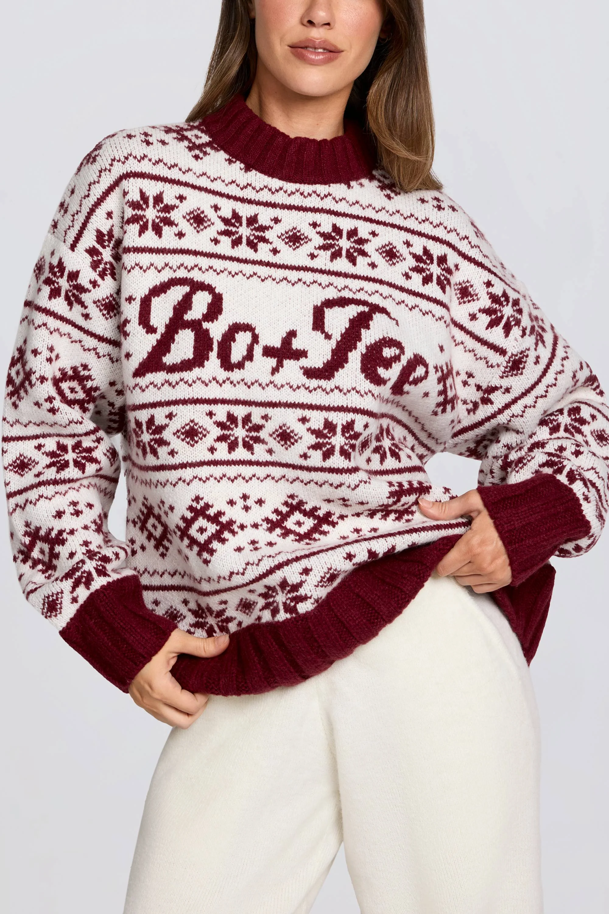 Jacquard-Knit Oversized Jumper in Crimson Red - Image 4