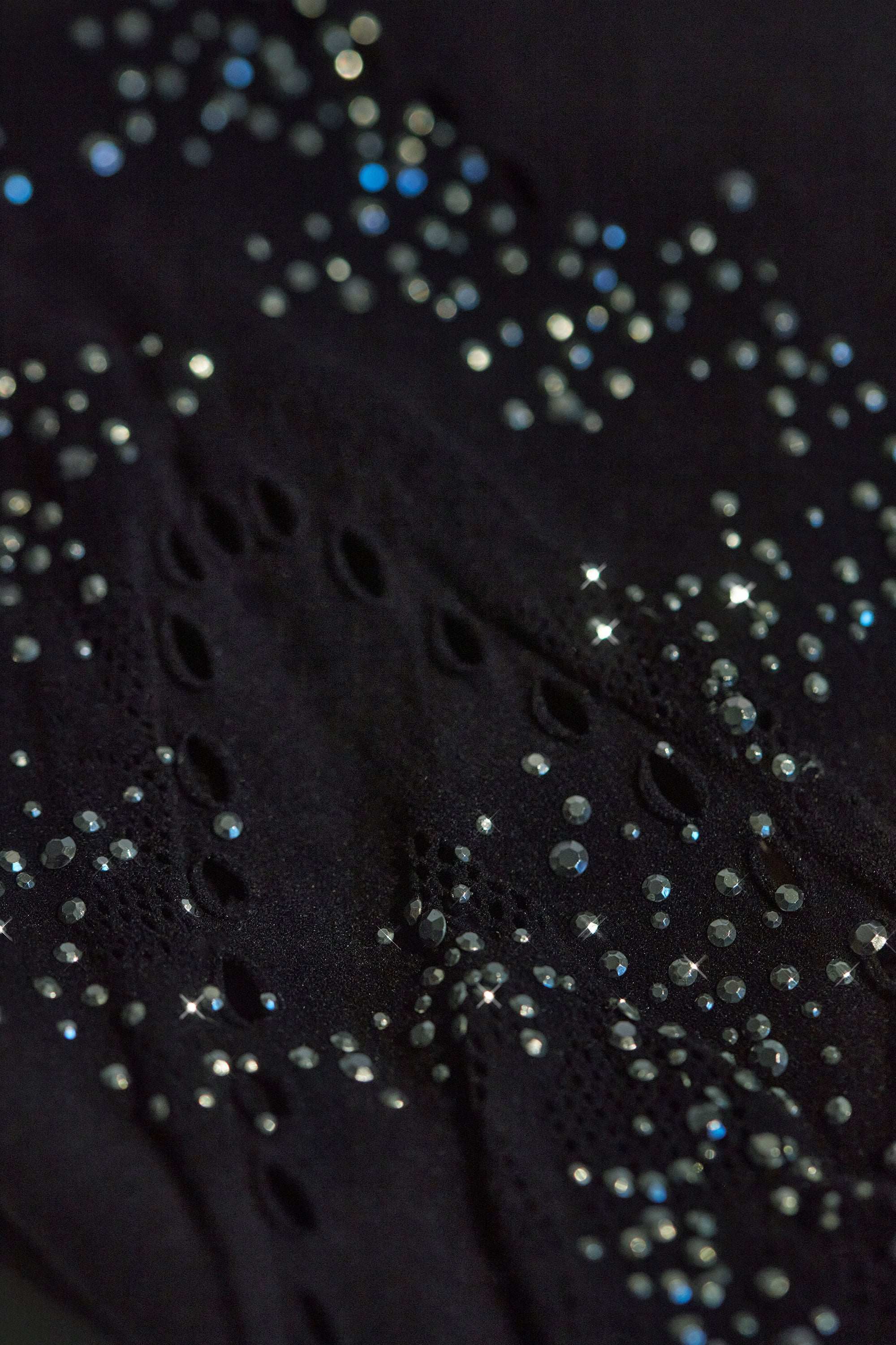 Embellished Mid-Rise Mini Skirt in Black - Image 4