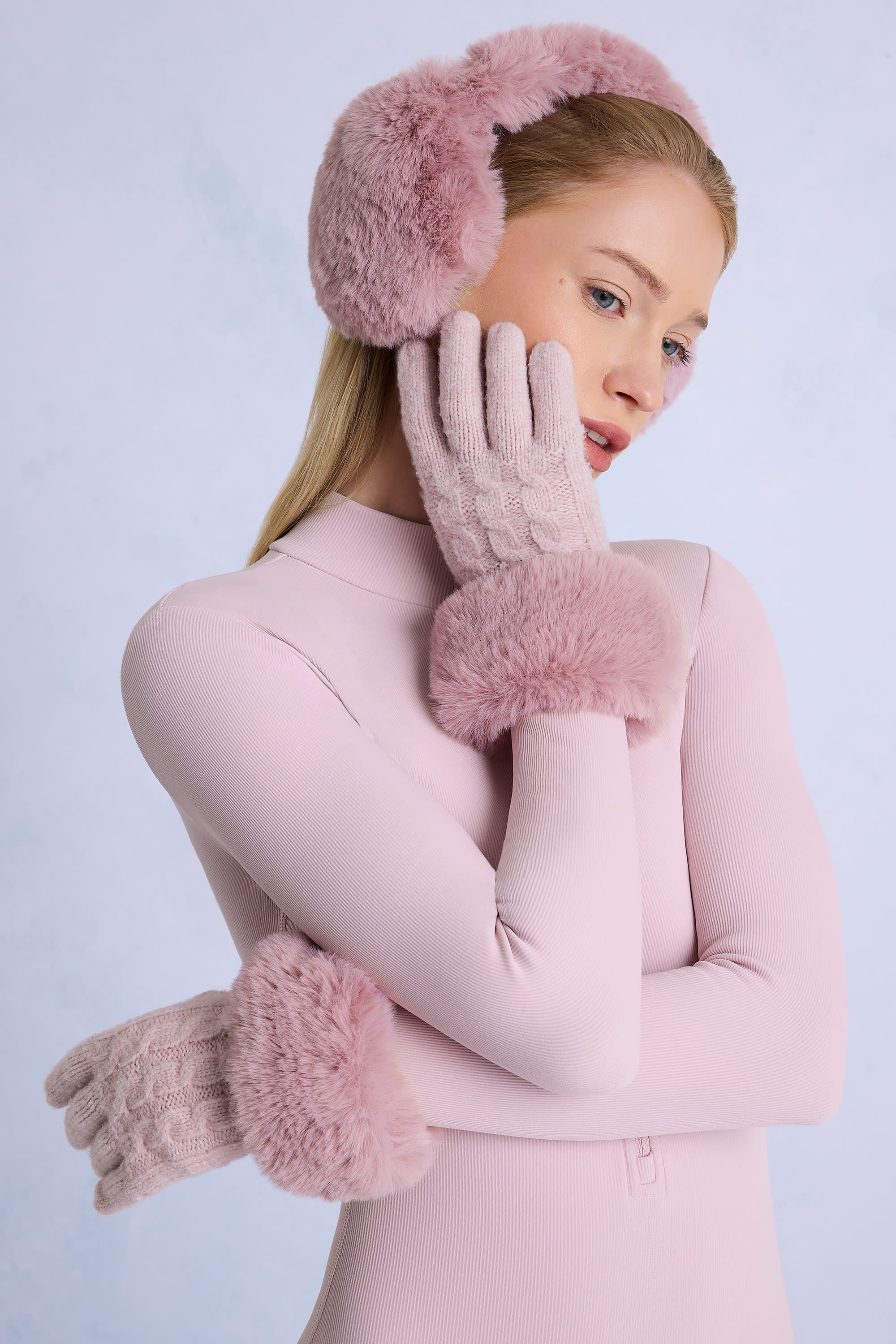 Knit Faux-Fur Cuff Gloves in Powder Pink - Image 4