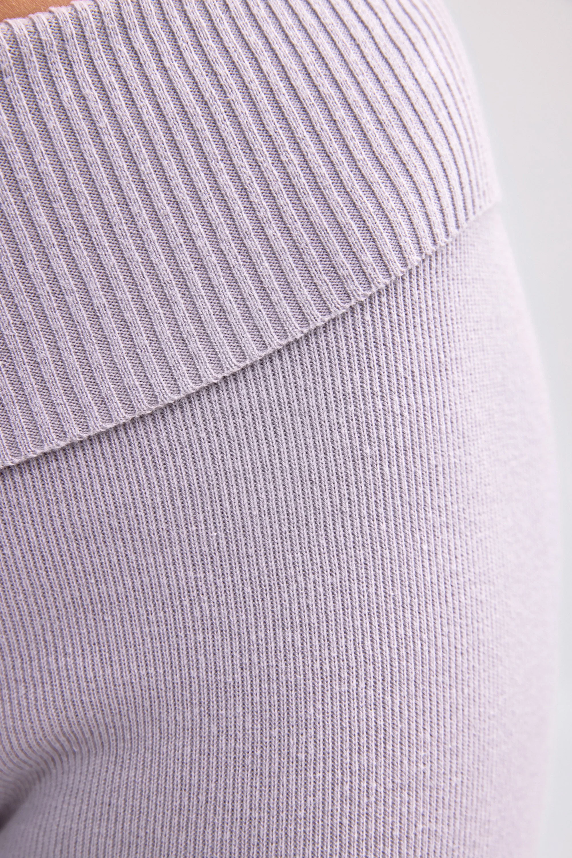 Chunky Knit Foldover Kick Flare Trousers in Dusty Lavender - Image 4