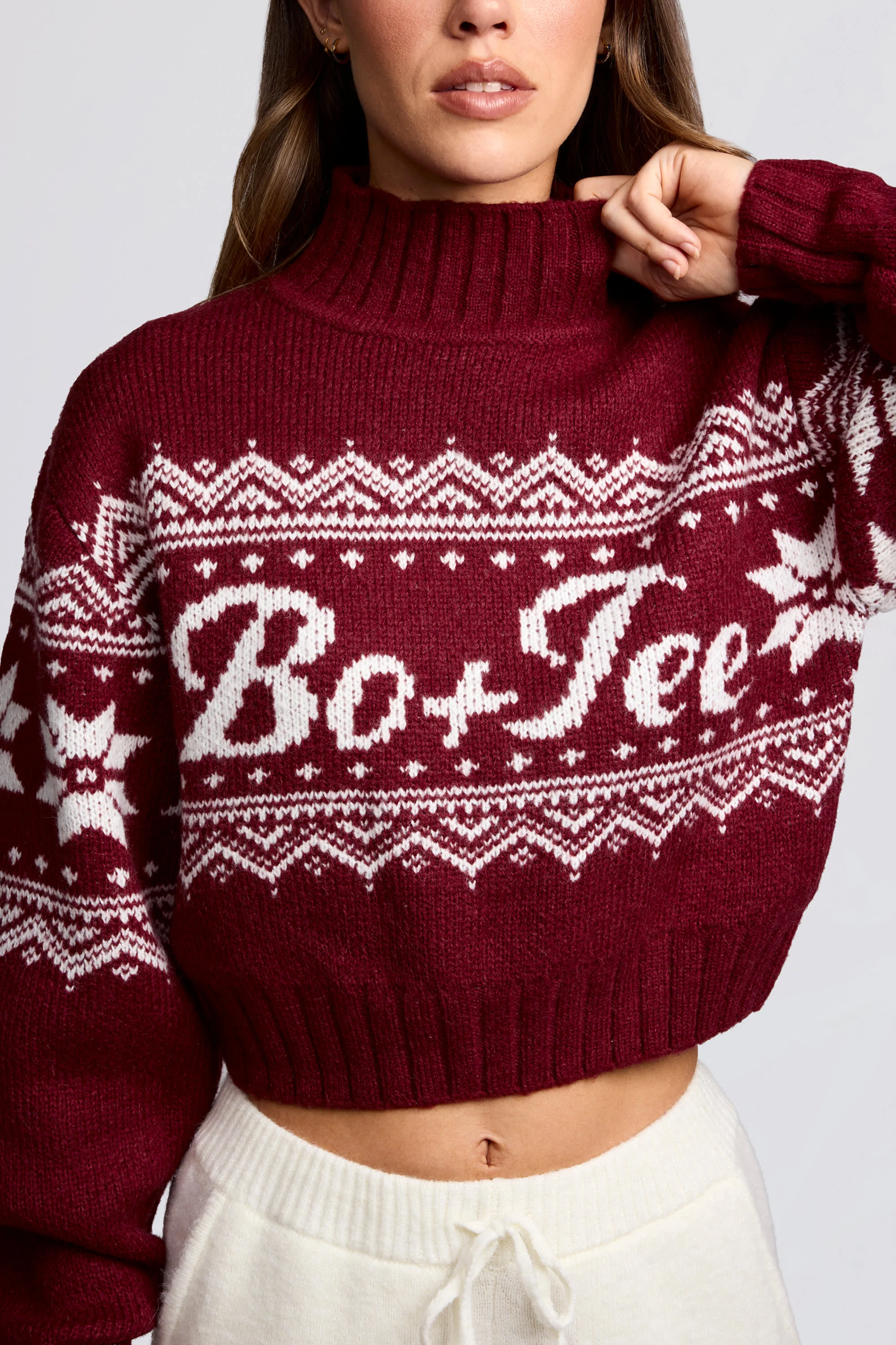 Jacquard-Knit Cropped Jumper in Crimson Red - Image 4