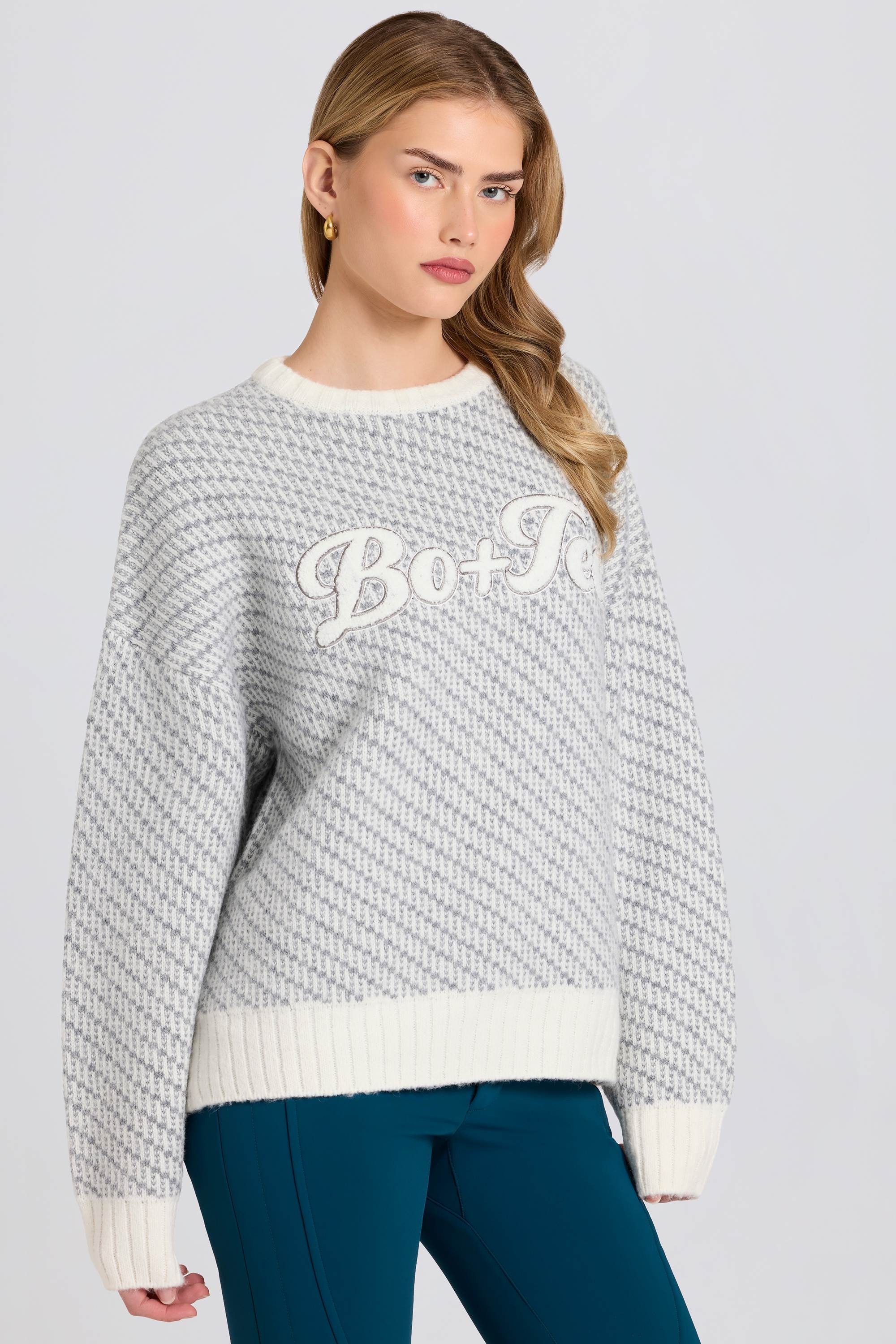 Knit Logo Oversized Jumper in Ice - Image 6