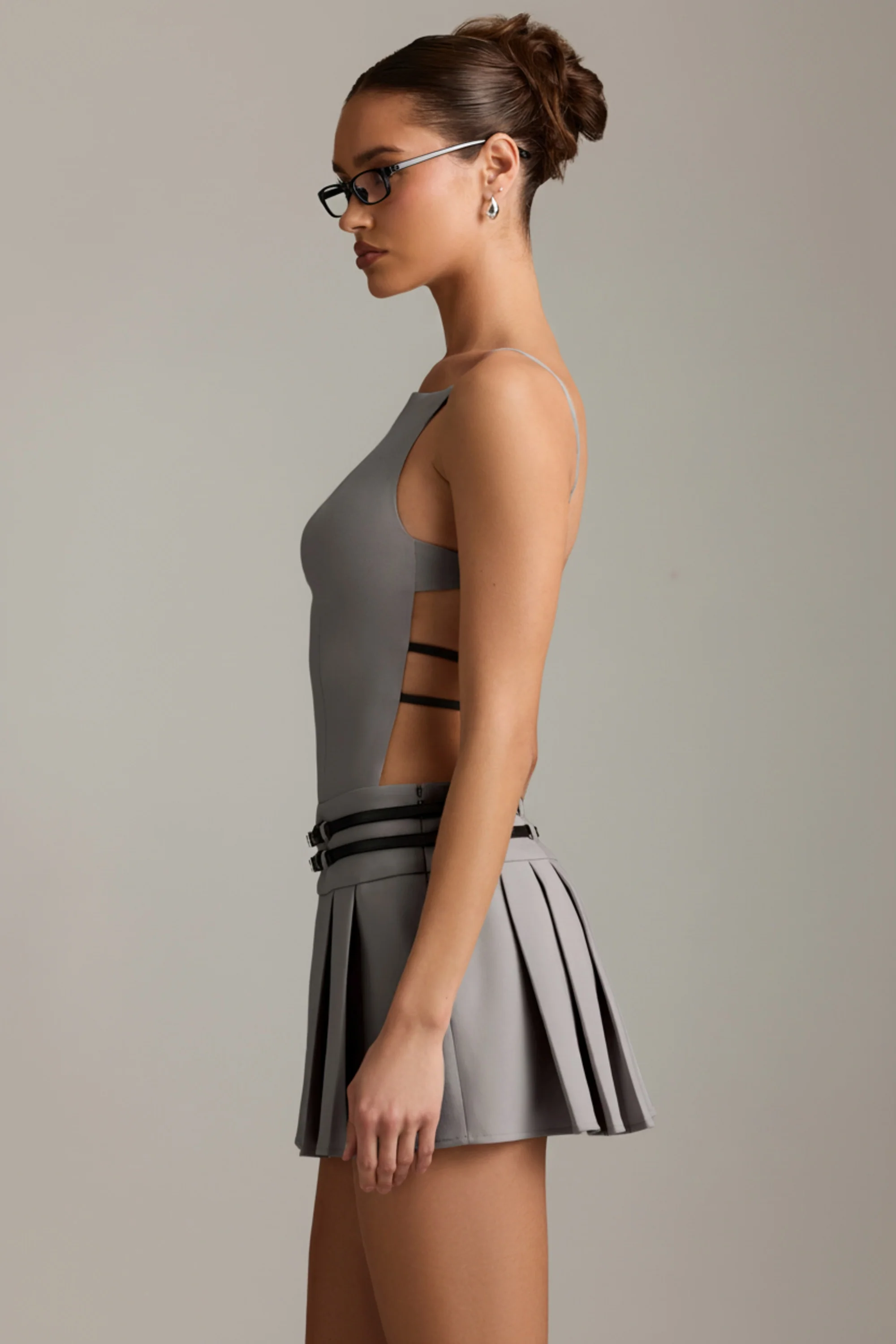 Belted Backless Pleated Mini Dress in Grey - Image 3