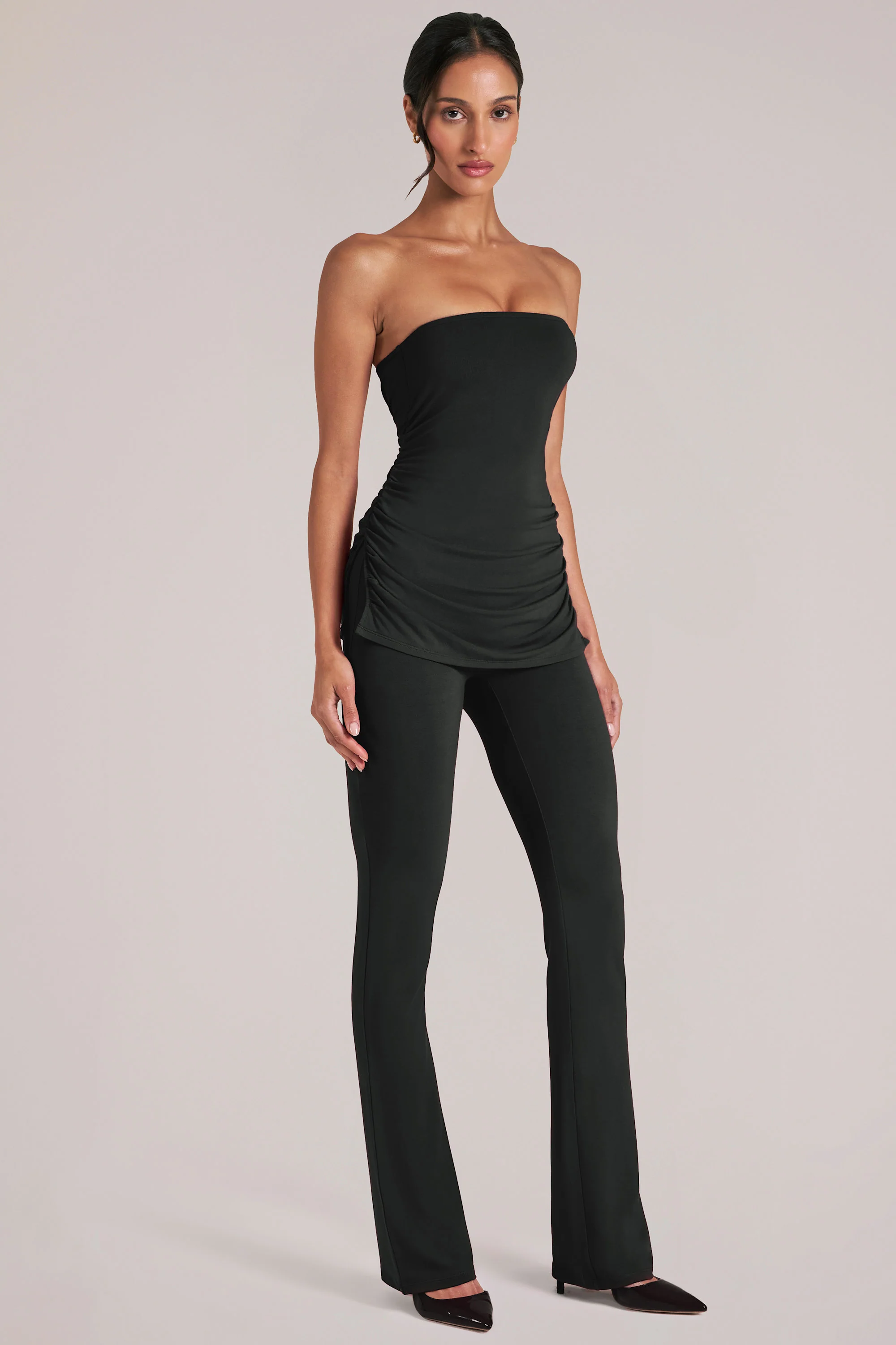 Mid-Rise Fitted Trousers  in Black - Image 7