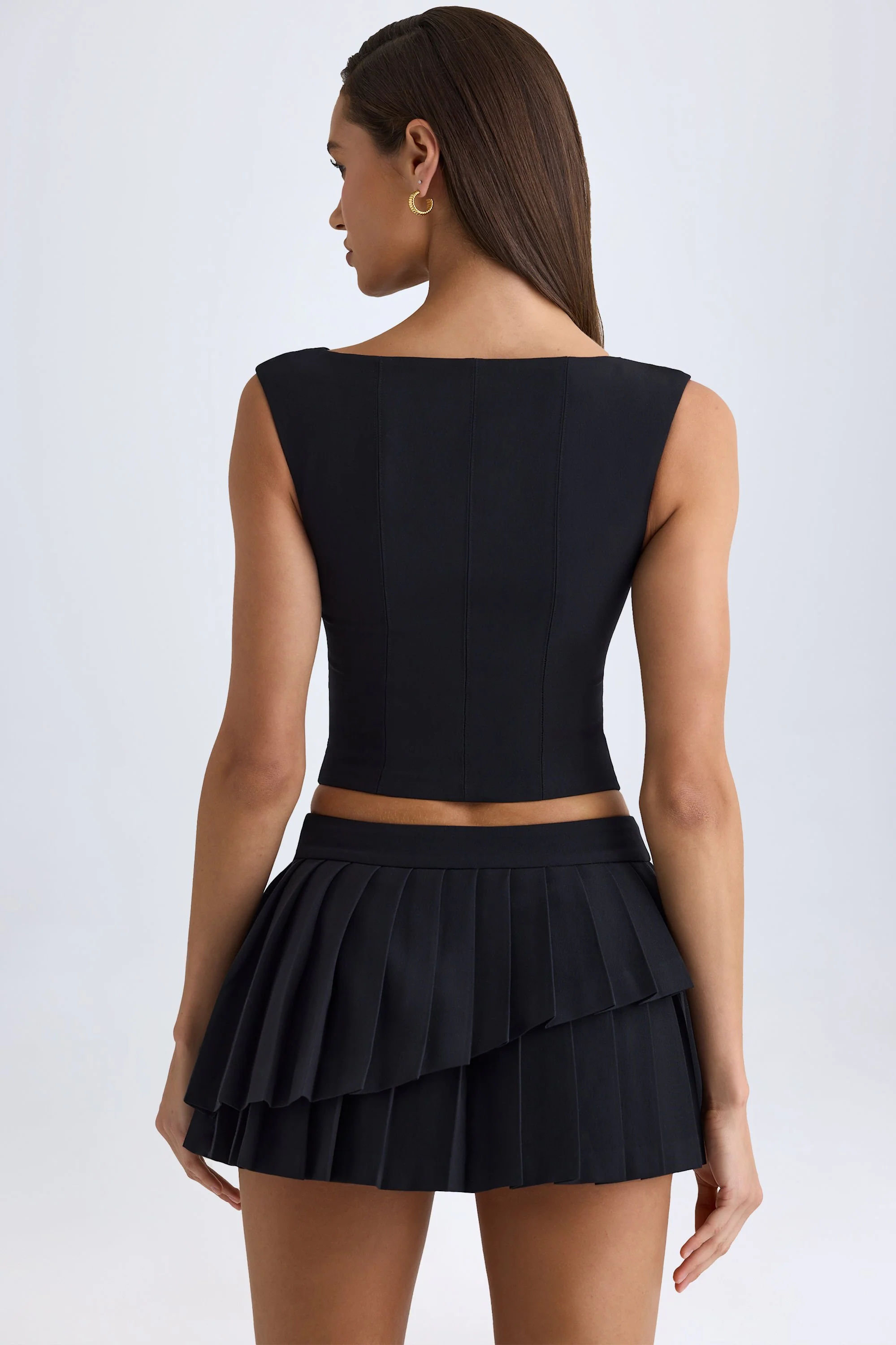 Layered Pleated Low-Rise Mini Skirt in Black - Image 3