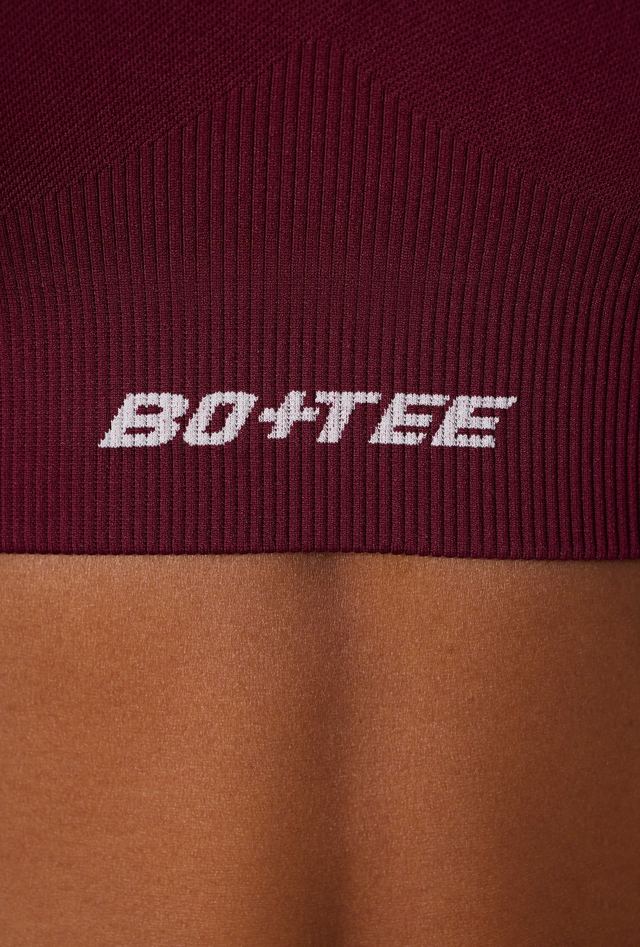 Super Sculpt Seamless Cross Back Sports Bra in Plum - Image 4