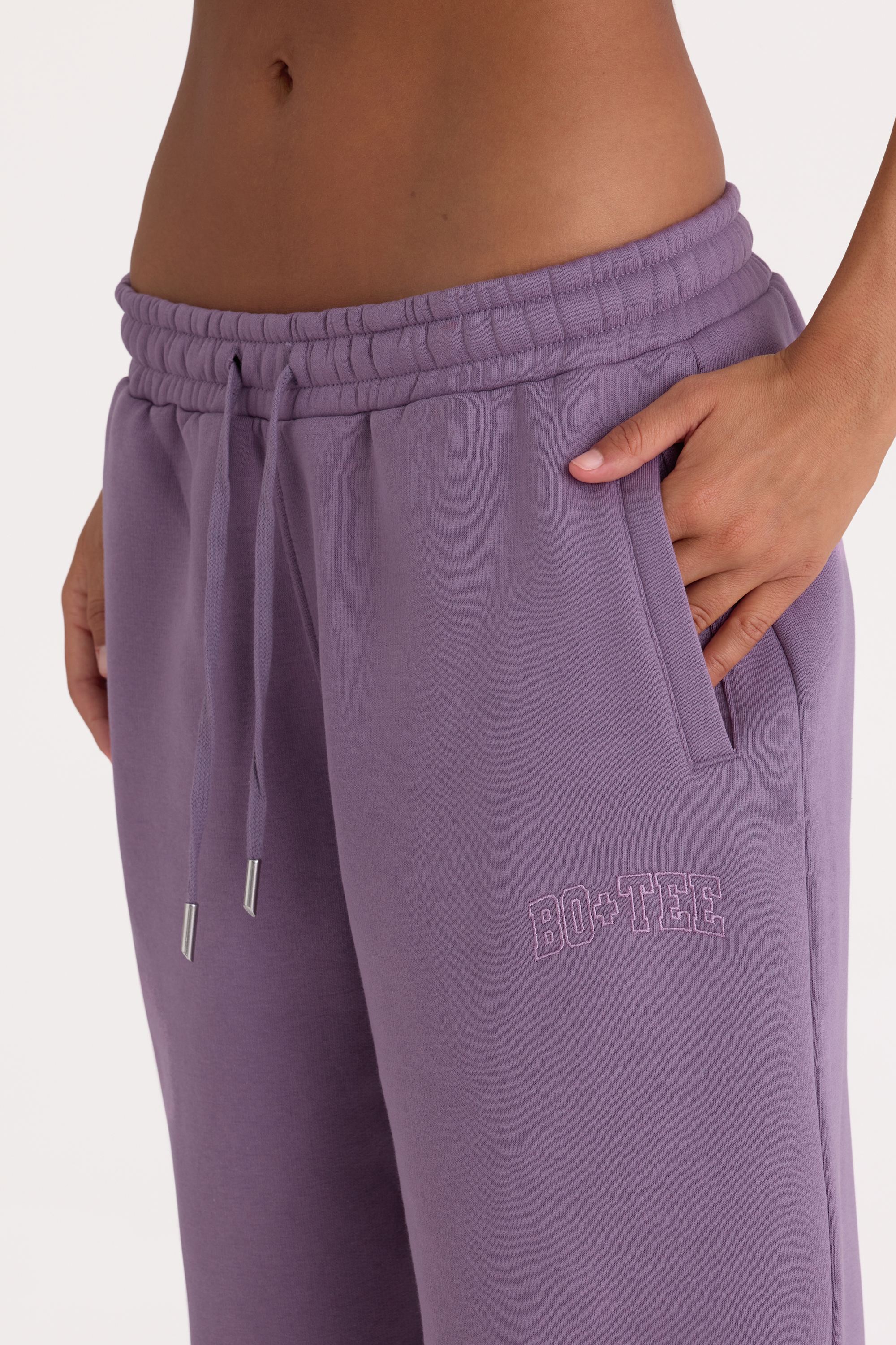 Brushed Jersey Mid-Rise Relaxed Joggers in Dusk - Image 4