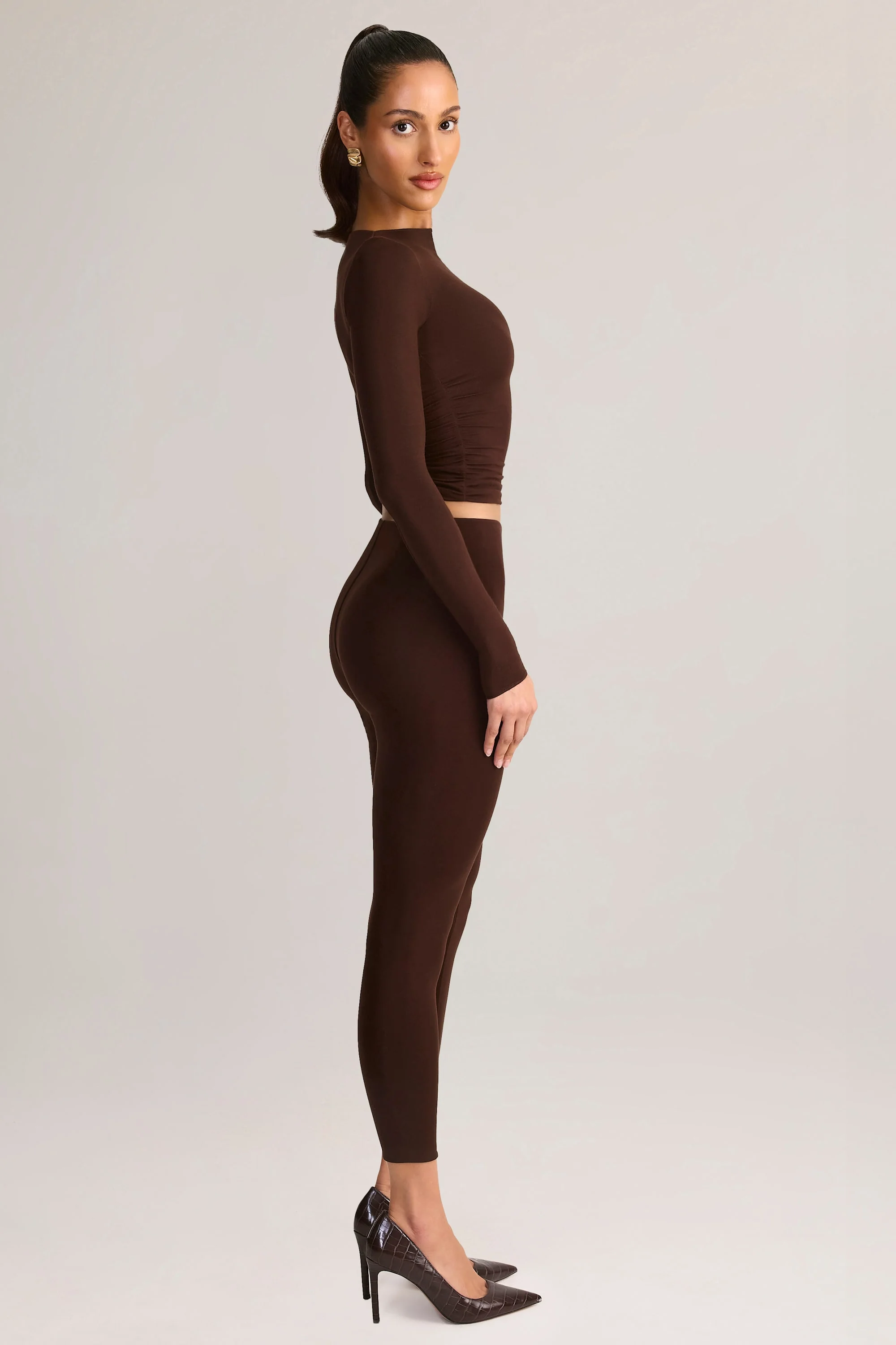 Modal Mid-Rise Cropped Leggings in Chocolate Brown - Image 3