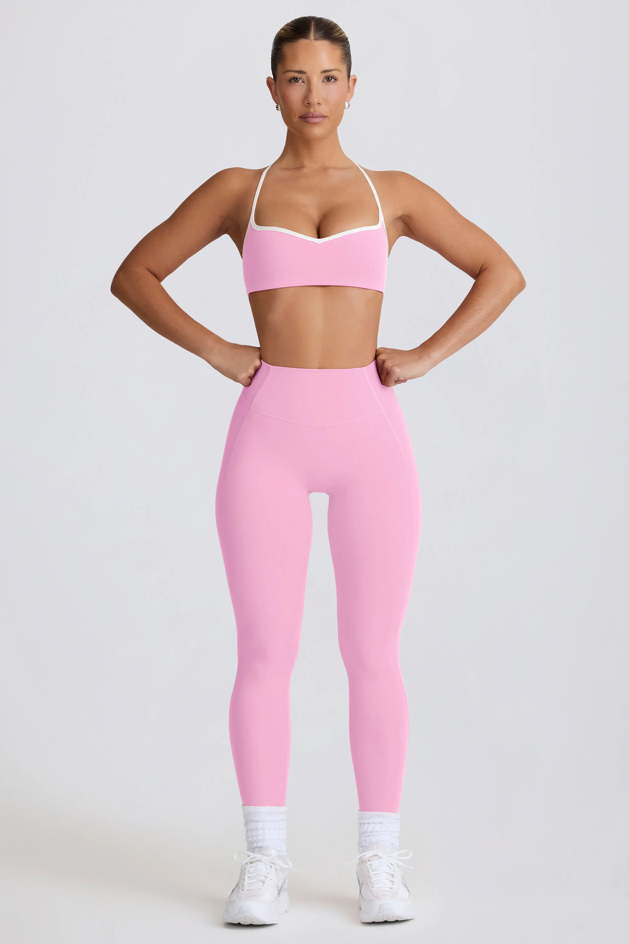 Soft Active Mid-Rise Leggings in Baby Pink - Image 7
