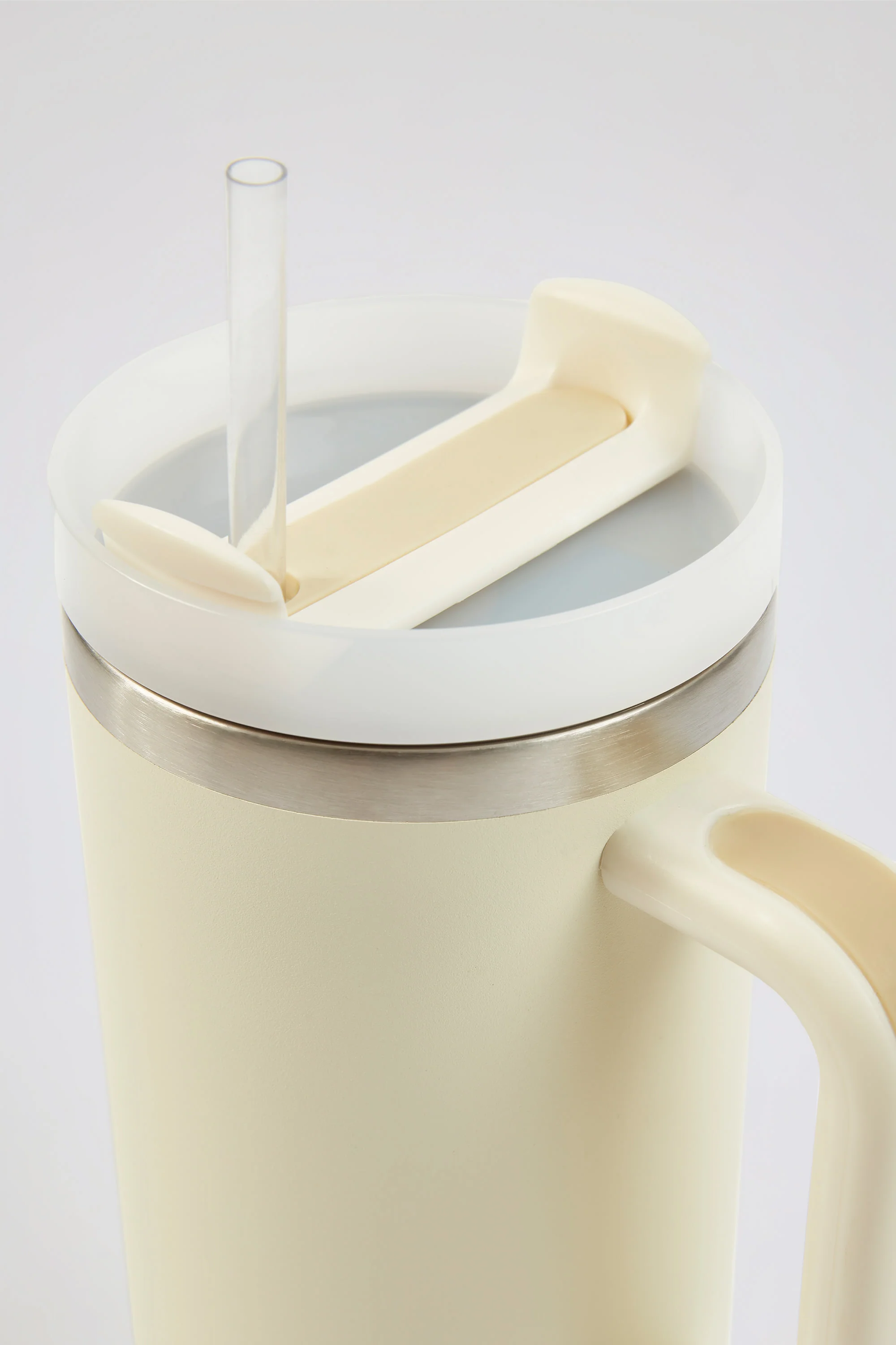 Stainless Steel Water Bottle in Cream - Image 4