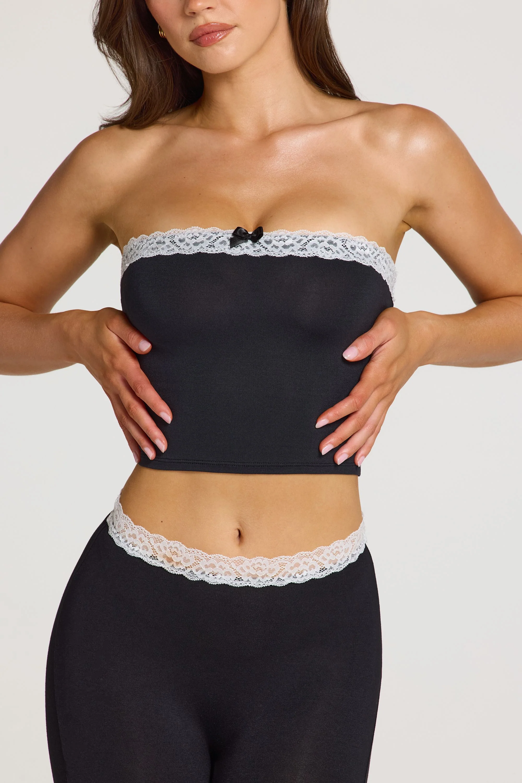 Modal Lace-Trim Bandeau Top in Black - Image 2