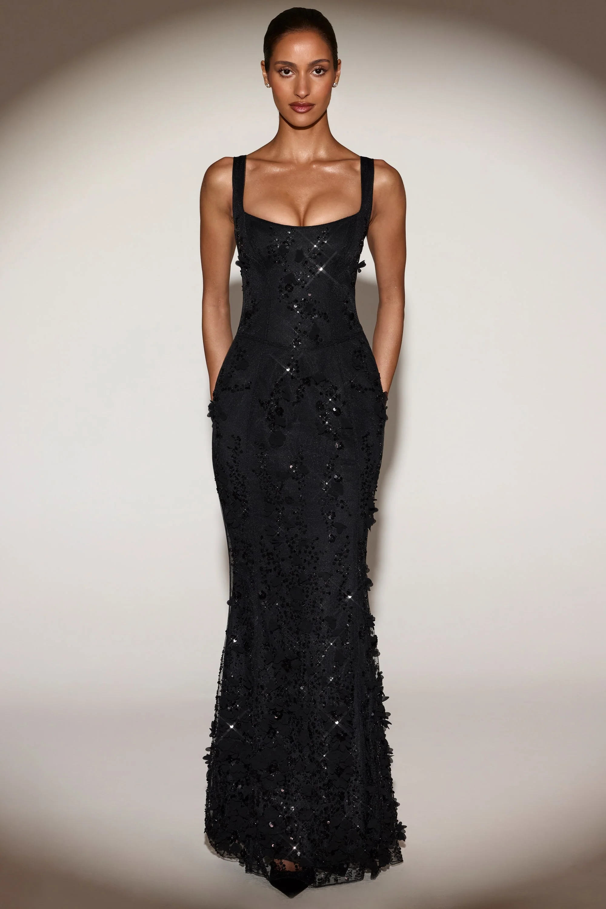 Embellished Appliqué Soft-Scoop Corset Gown in Black - Image 8