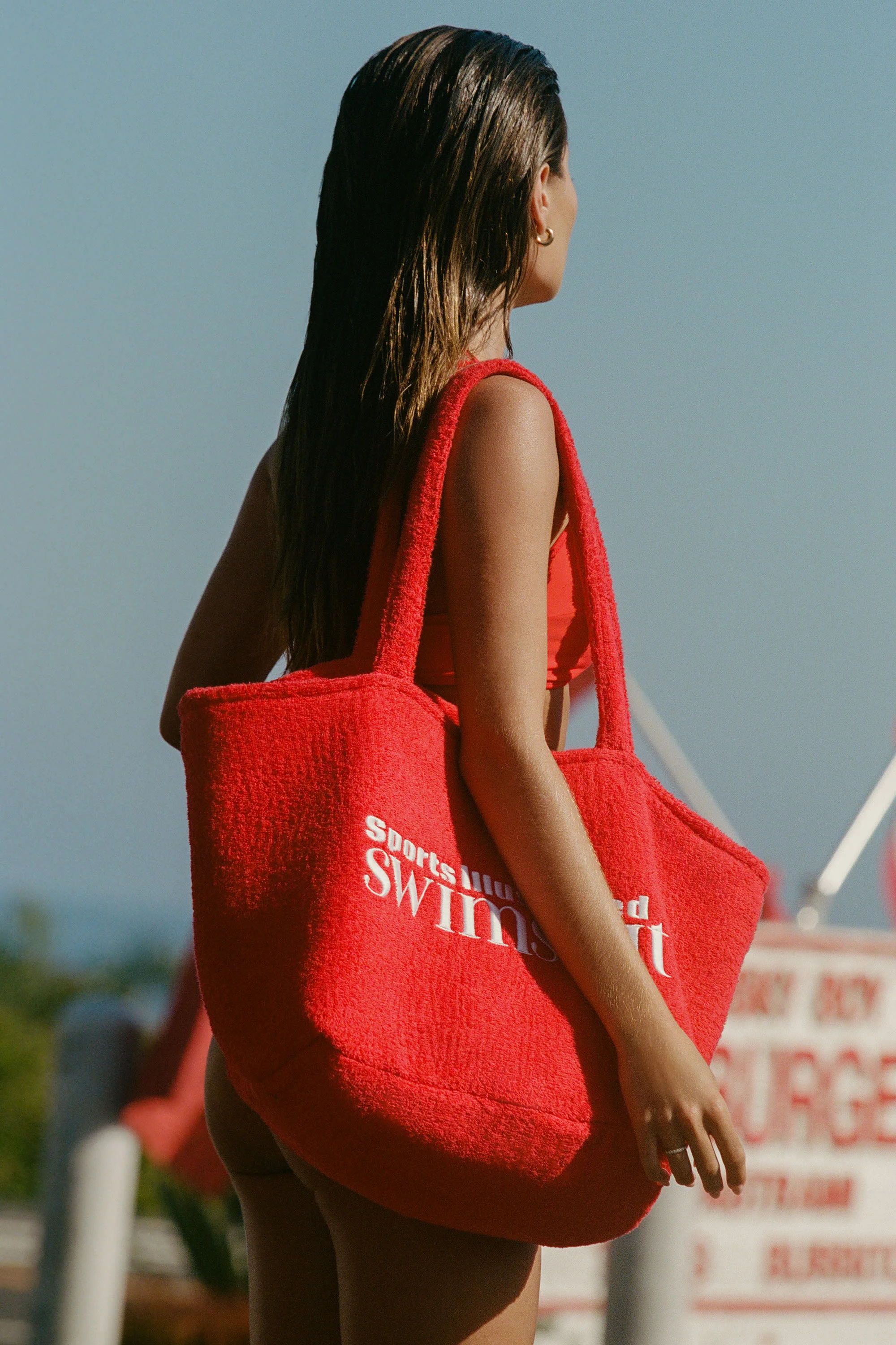 Towelling Tote Bag in Fiery Red - Image 12