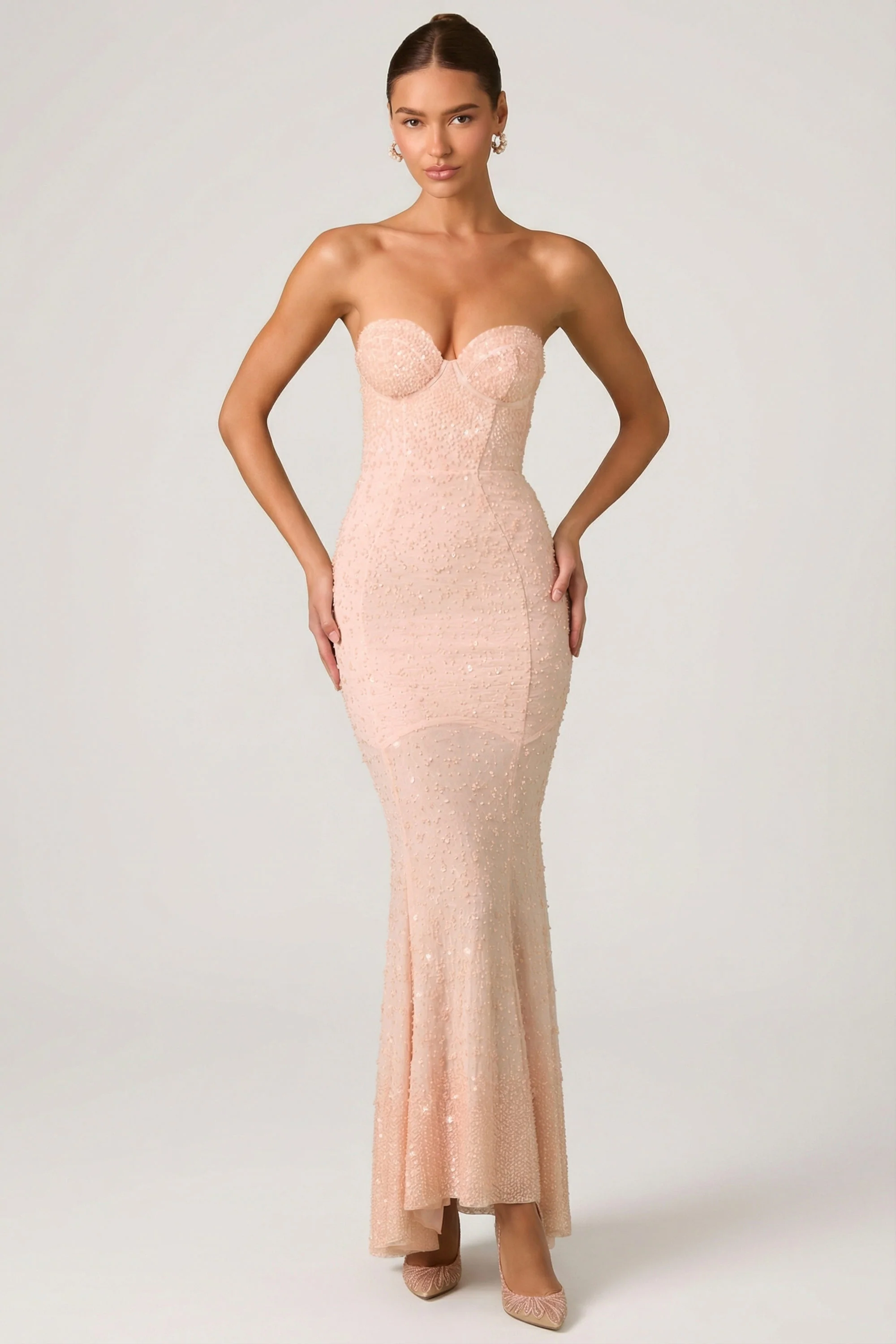 Embellished Sweetheart-Neck Fishtail Gown in Dusty Rose - Image 5