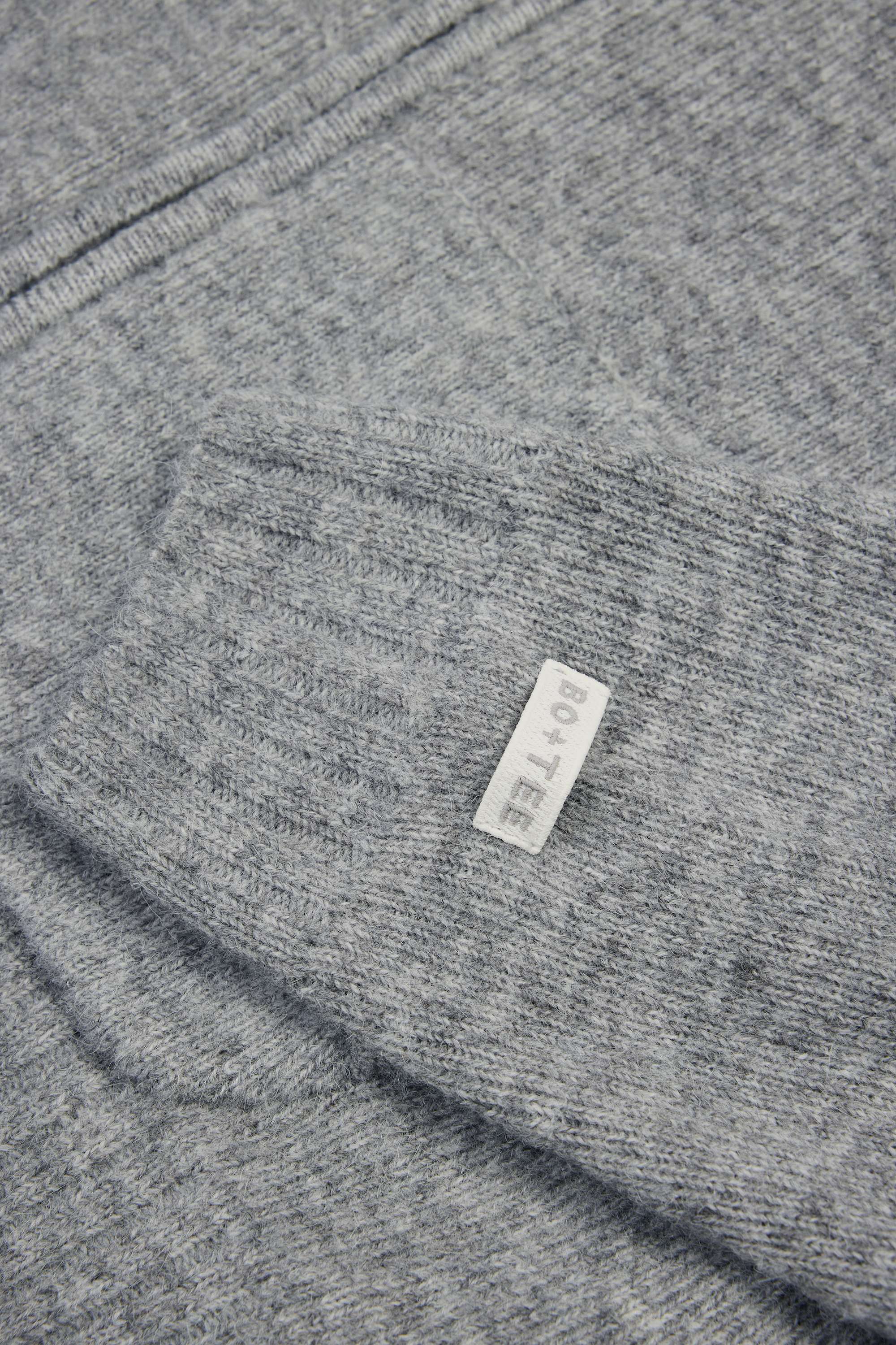 Soft Knit Zip-Up Cropped Hoodie in Grey - Image 5
