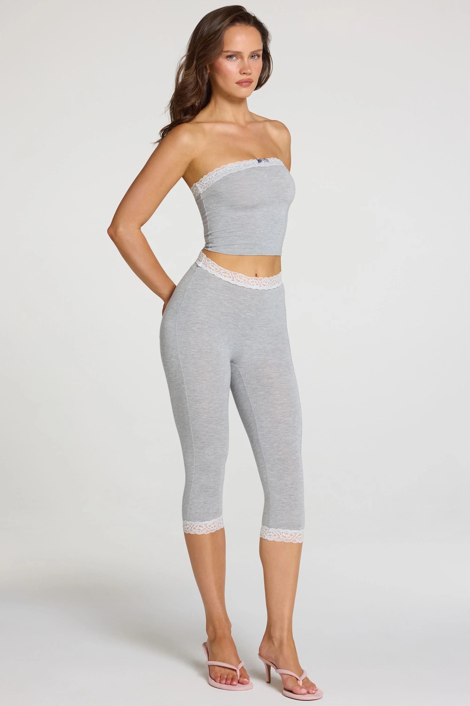 Modal Lace-Trim Mid-Rise Capri Leggings in Grey Marl - Image 8